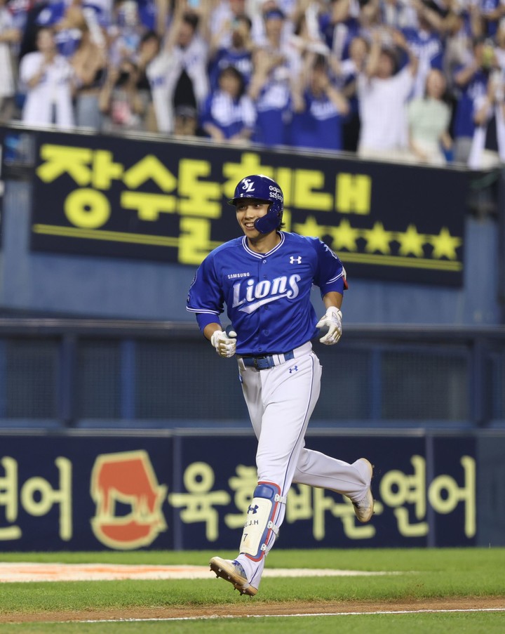 ‘9회 만루홈런 이재현’…삼성, 두산에 6-4 역전승으로 위닝시리즈 완성