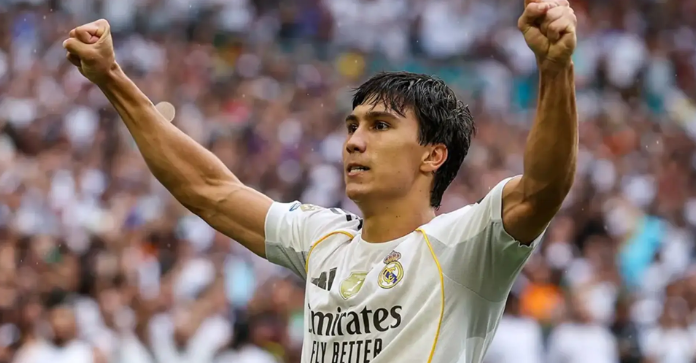 ๊ณค์ด๋ก ๊ฐ๋ฅด์์(๋ ์๋ง๋๋ฆฌ๋) ๊ณค์ด๋ก ๊ฐ๋ฅด์์(๋ ์๋ง๋๋ฆฌ๋)